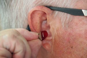 cómo funciona el oído humano y la importancia de cuidarlo